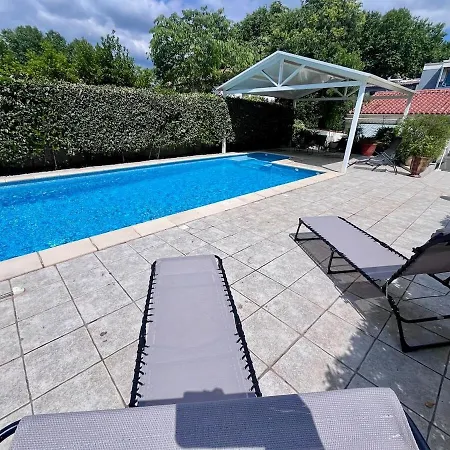 Maison De Avec Piscine Privée à Deux Pas De Centre De Villa *