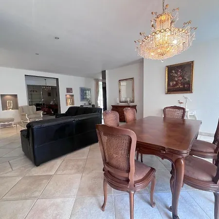 Villa Maison De Avec Piscine Privée à Deux Pas De Centre De Montpellier