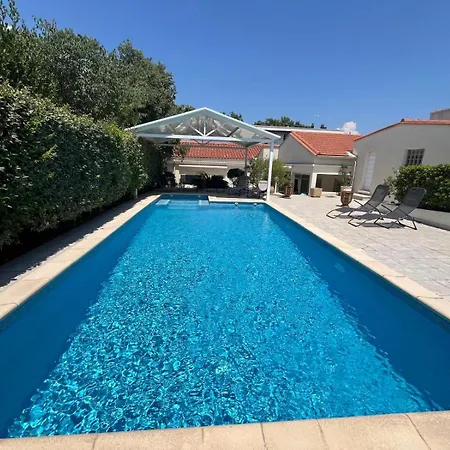 Maison De Avec Piscine Privée à Deux Pas De Centre De Montpellier