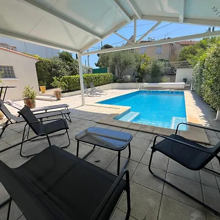 Villa Maison De Avec Piscine Privee A Deux Pas De Centre De *